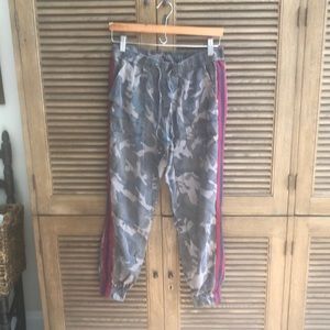 Camo side stripe joggers